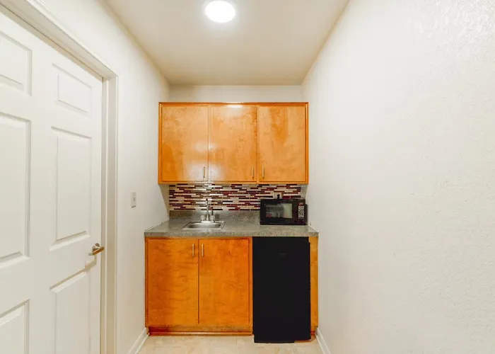 Hotel High Five Killeen-forthood *